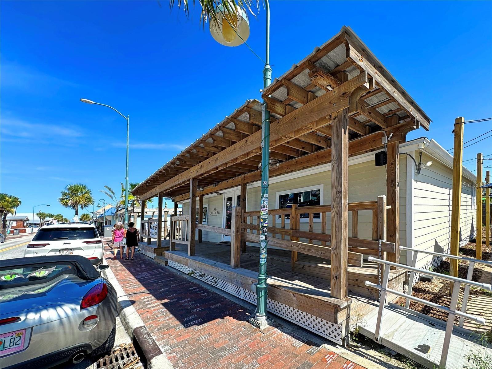 NEW SMYRNA BRIDGE & INV CO WALKER GRANT - Commercial Sale