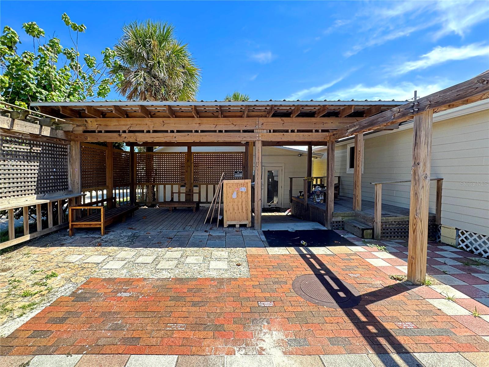NEW SMYRNA BRIDGE & INV CO WALKER GRANT - Commercial Sale