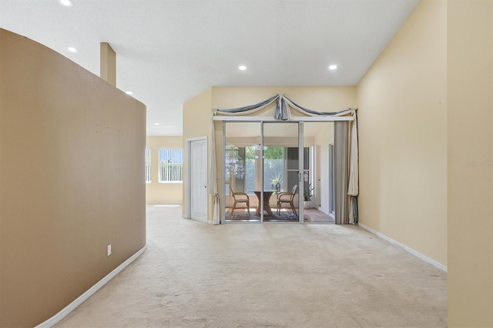 WEST GLENN - Residential