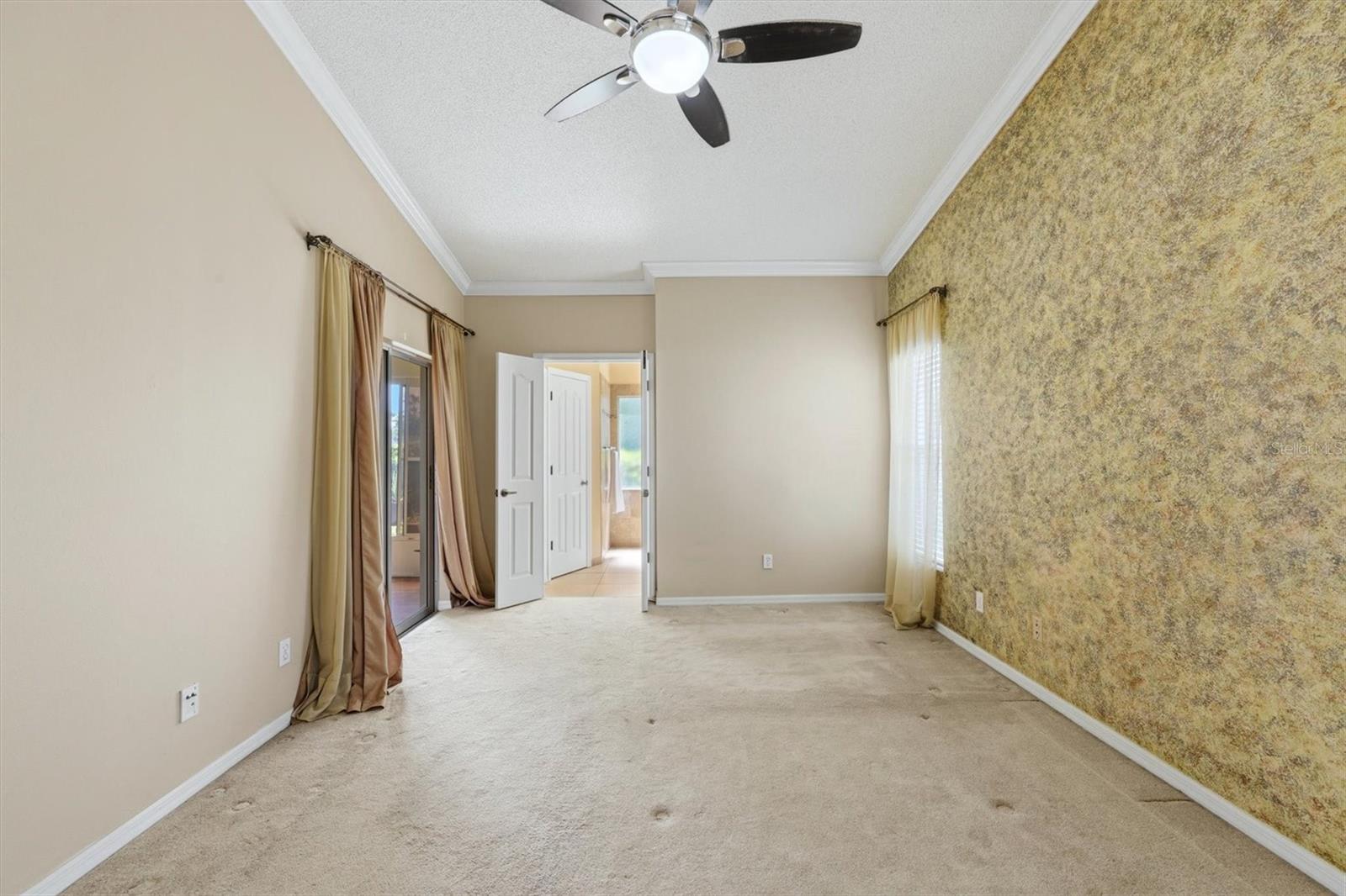 WEST GLENN - Residential