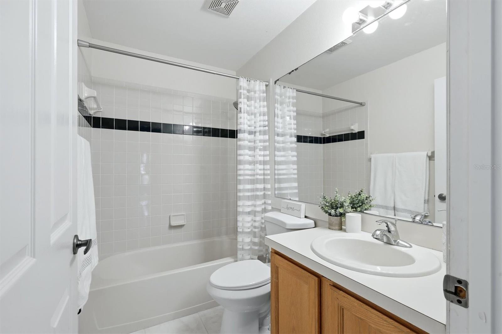 WEST GLENN - Residential