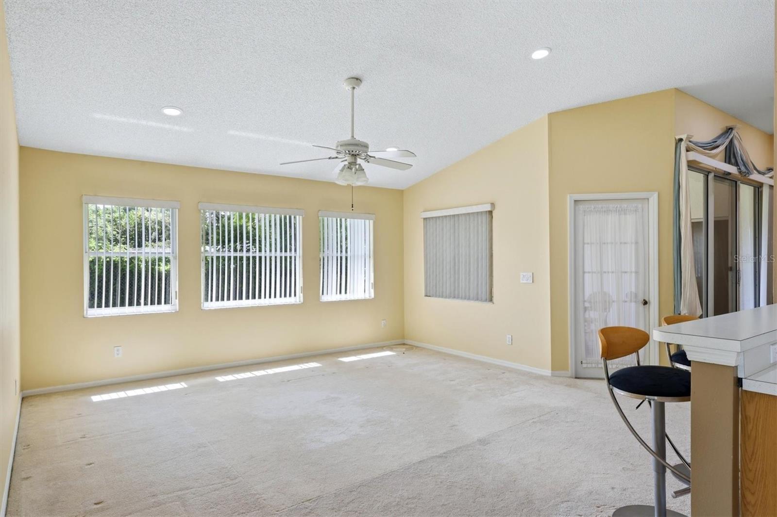 WEST GLENN - Residential