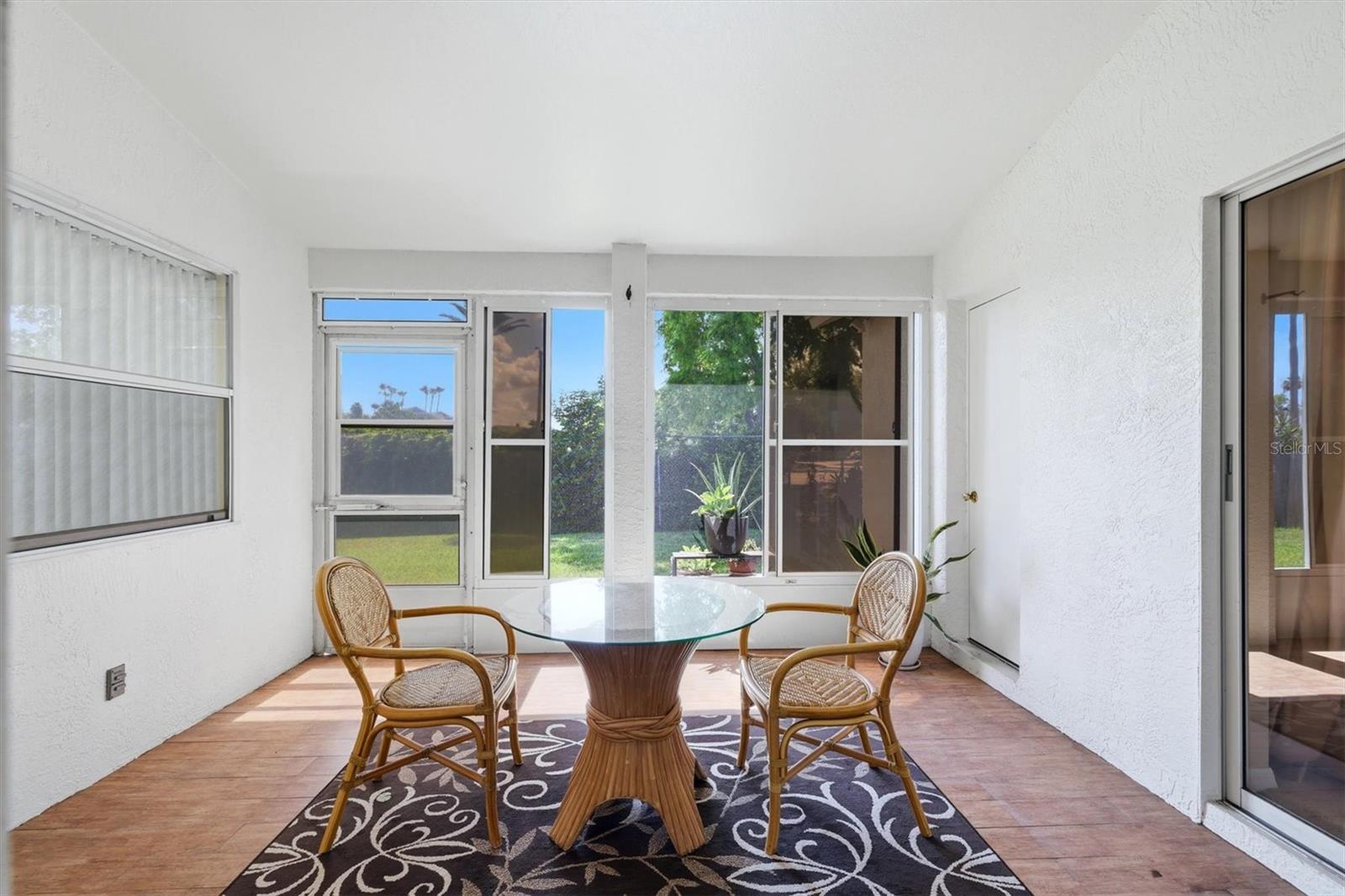 WEST GLENN - Residential