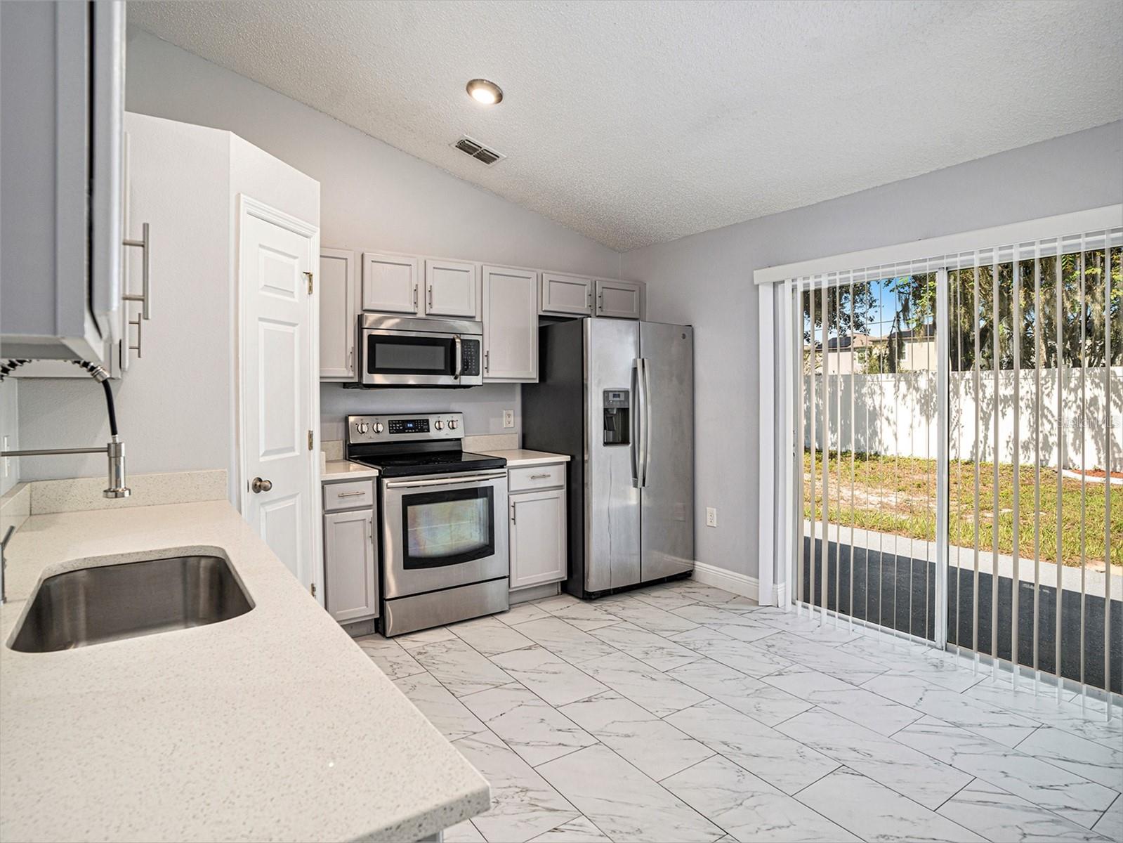 SYMMES GROVE SUB - Residential