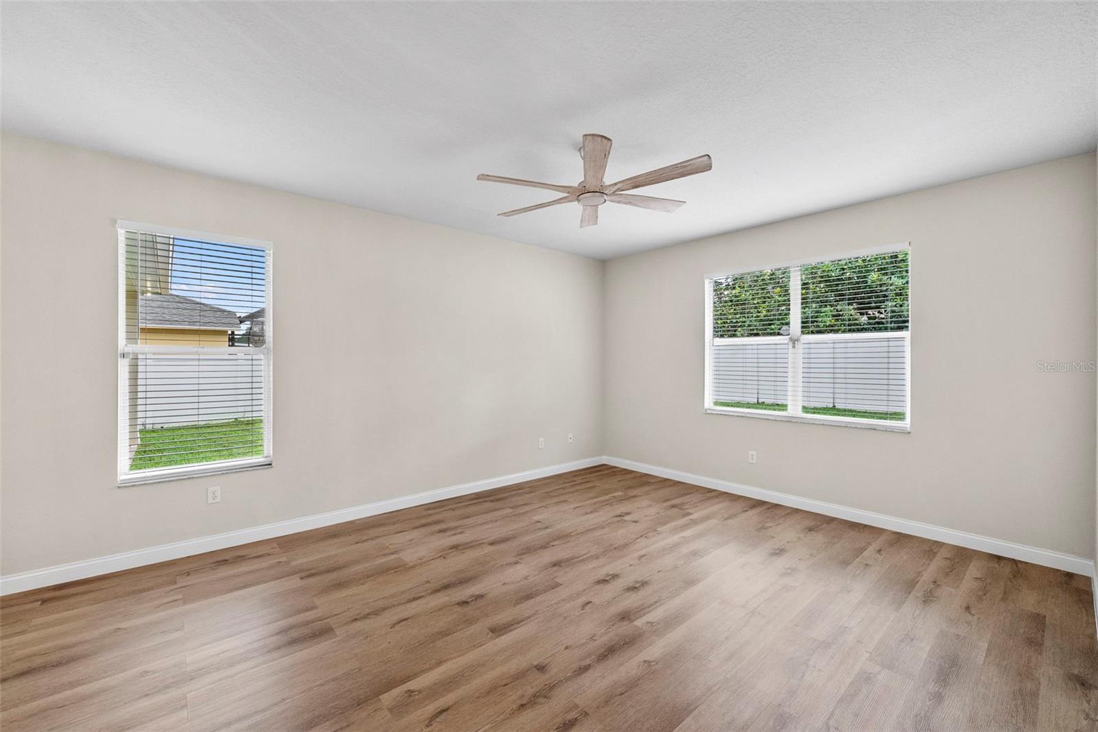 WYNDHAM LAKES PH 2 - Residential