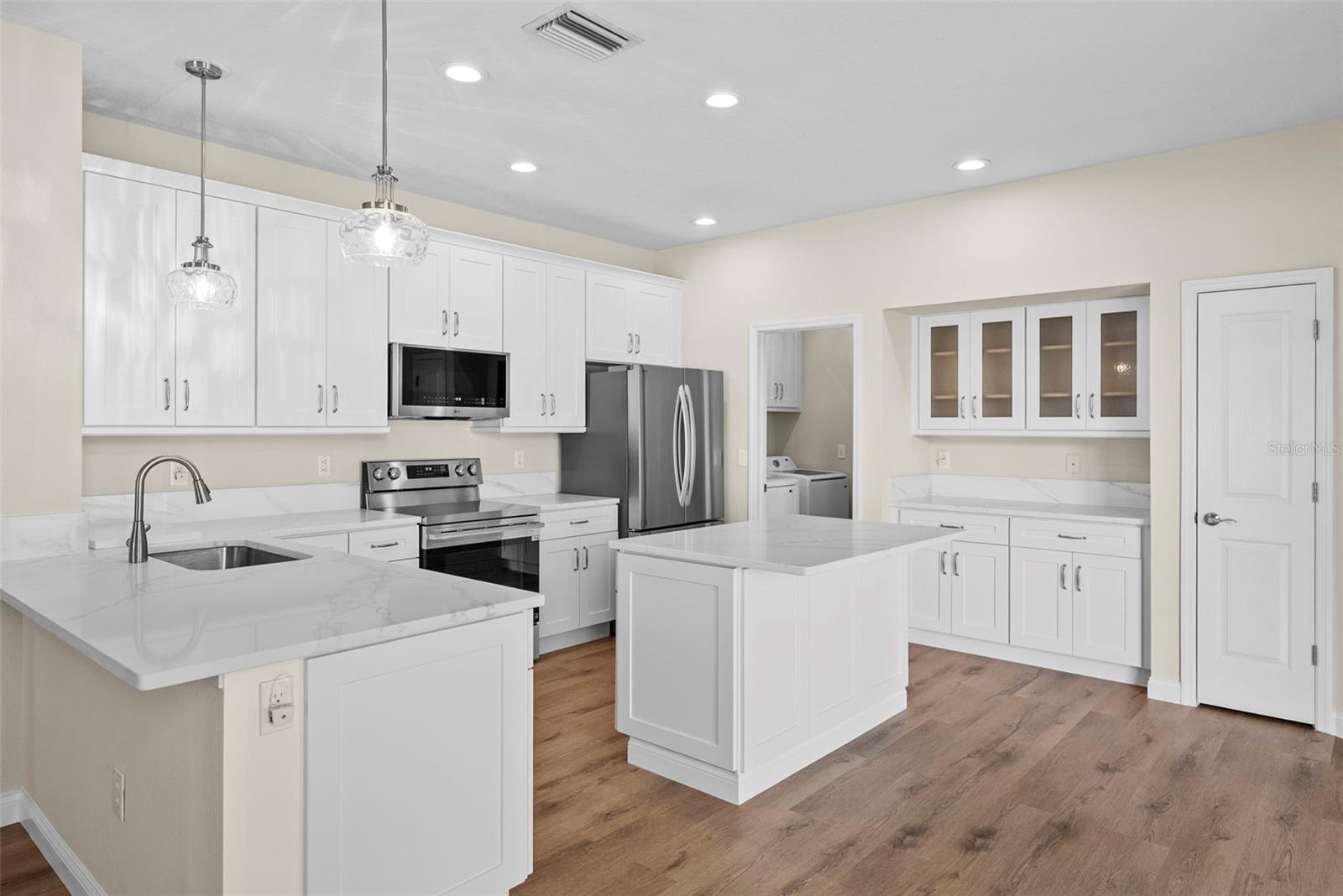 WYNDHAM LAKES PH 2 - Residential