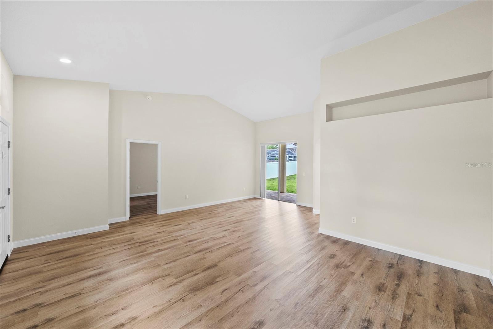 WYNDHAM LAKES PH 2 - Residential