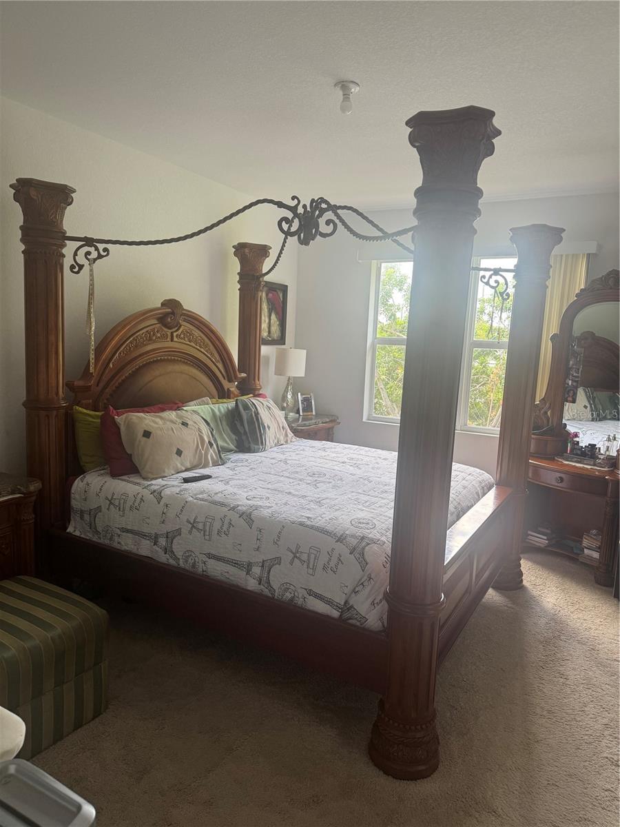 RIVIERA COVE - Residential