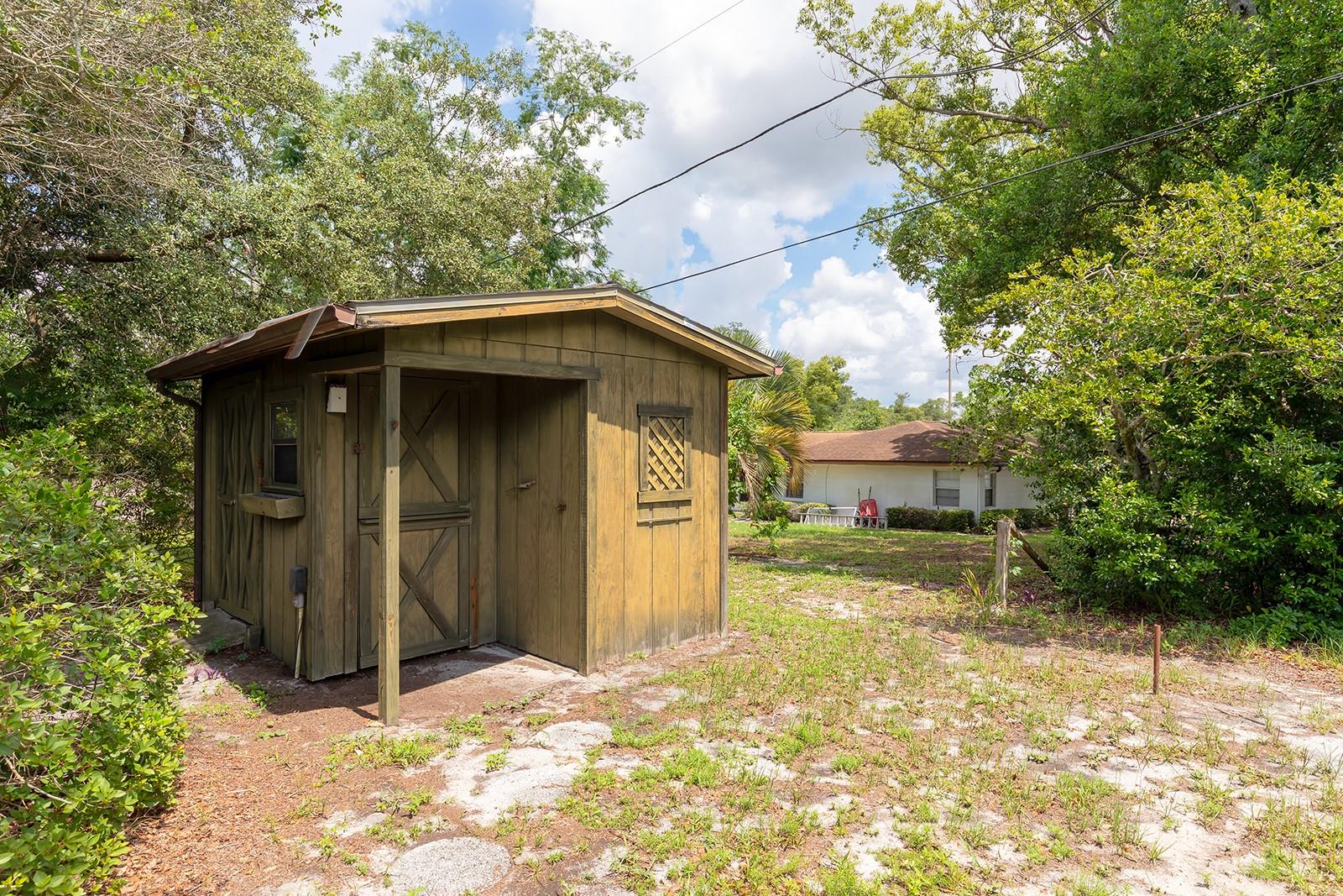 DELTONA LAKES UNIT 03 - Residential