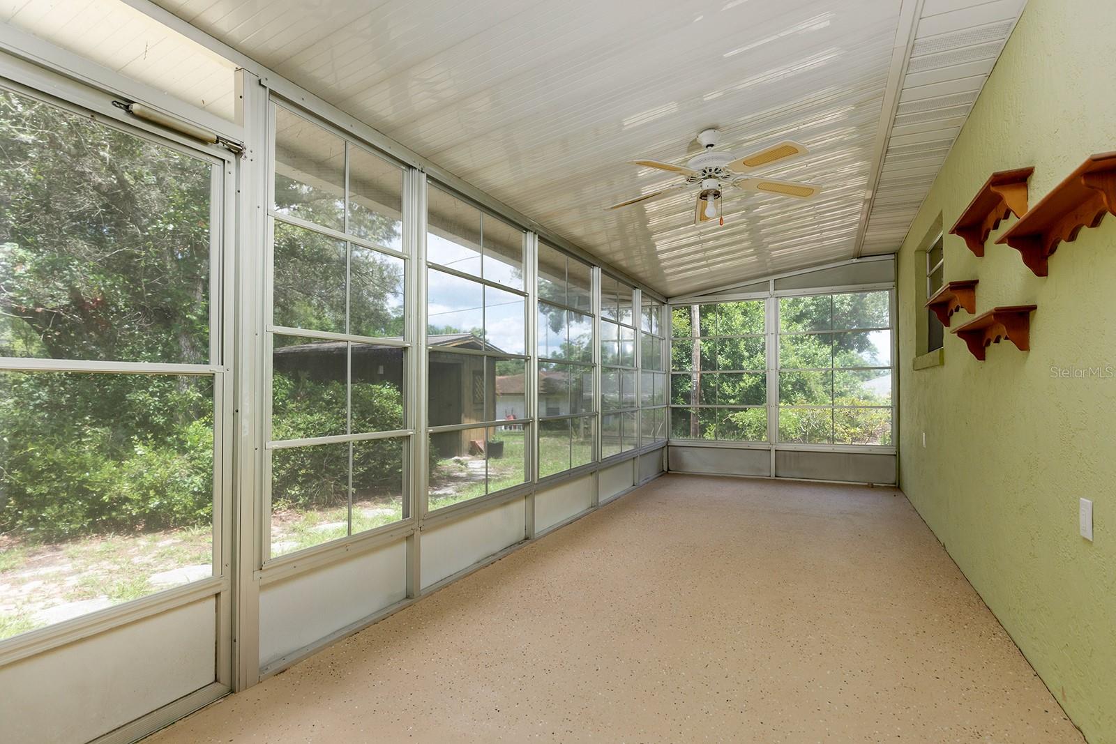 DELTONA LAKES UNIT 03 - Residential