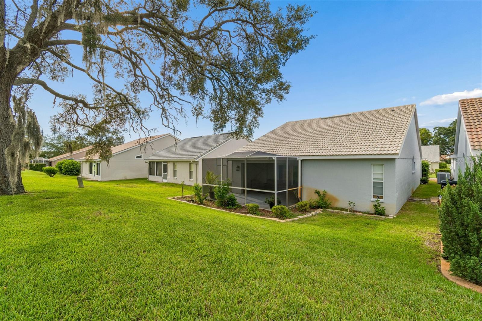 GLEN HILLS VILLAGE - Residential