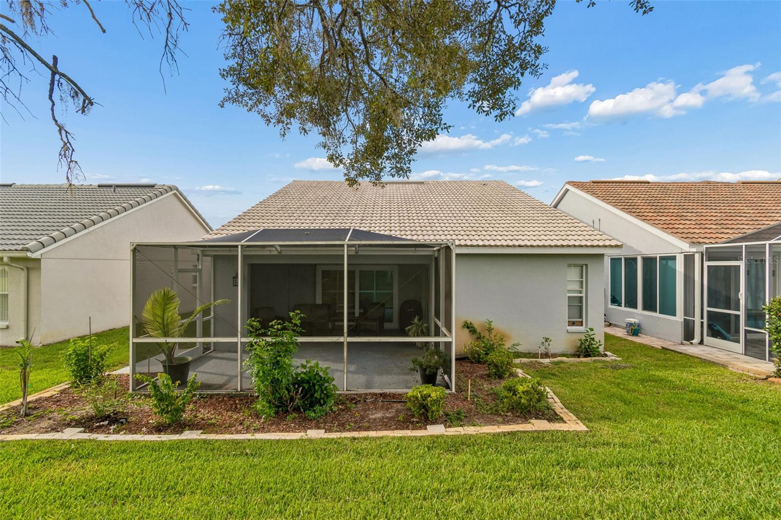 GLEN HILLS VILLAGE - Residential