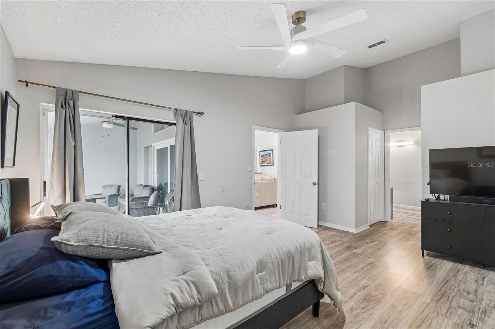 GLEN HILLS VILLAGE - Residential