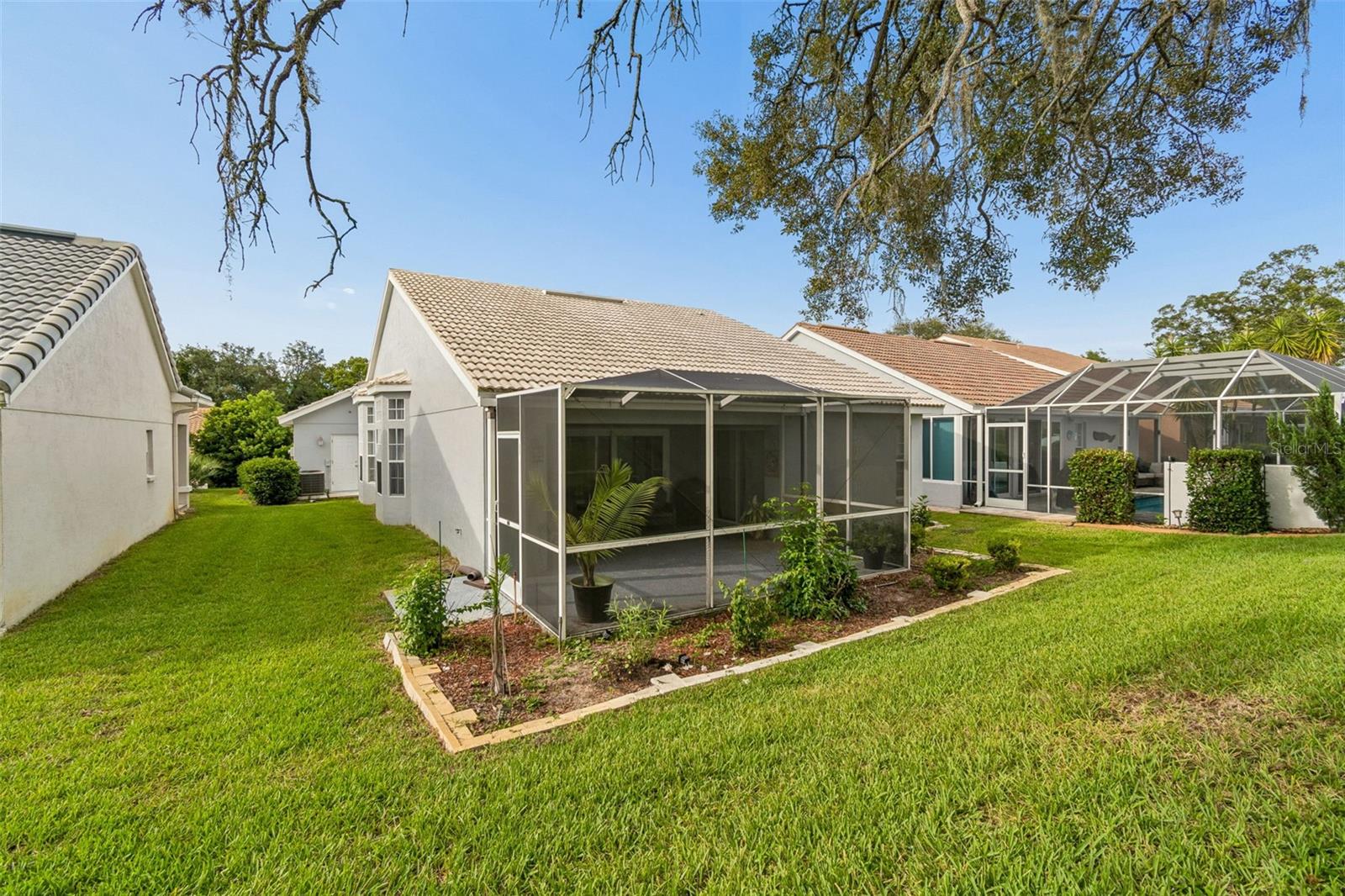 GLEN HILLS VILLAGE - Residential