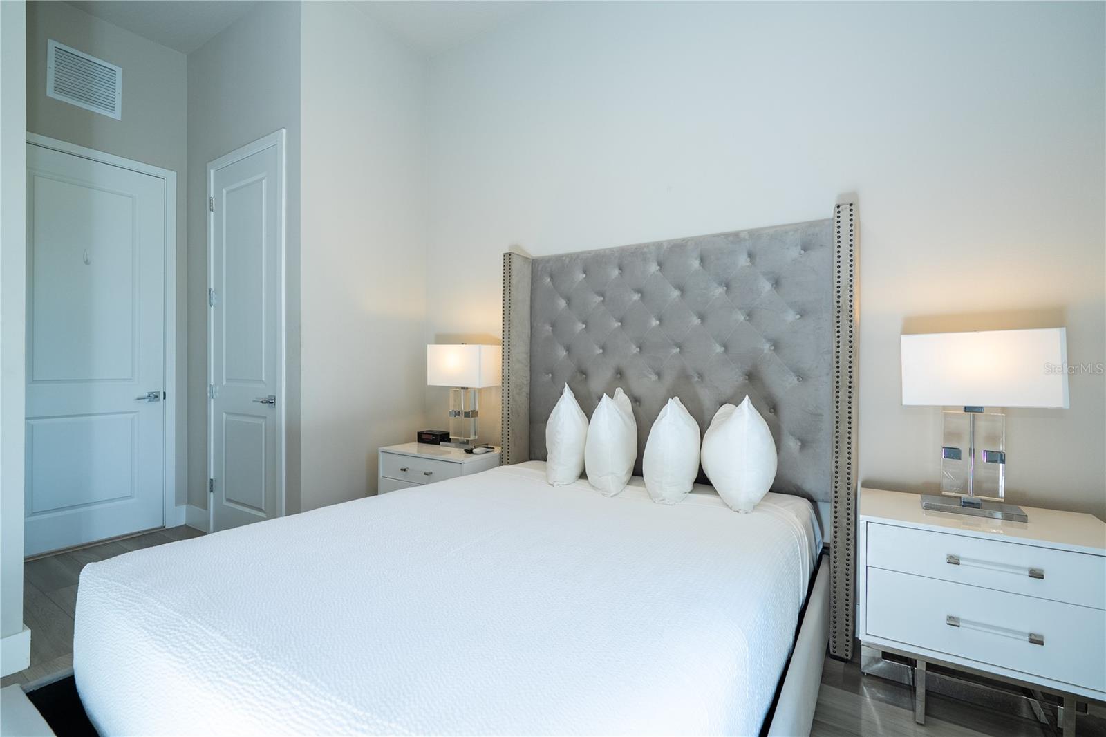 SPECTRUM AT REUNION CONDO PH 13 - Residential Lease