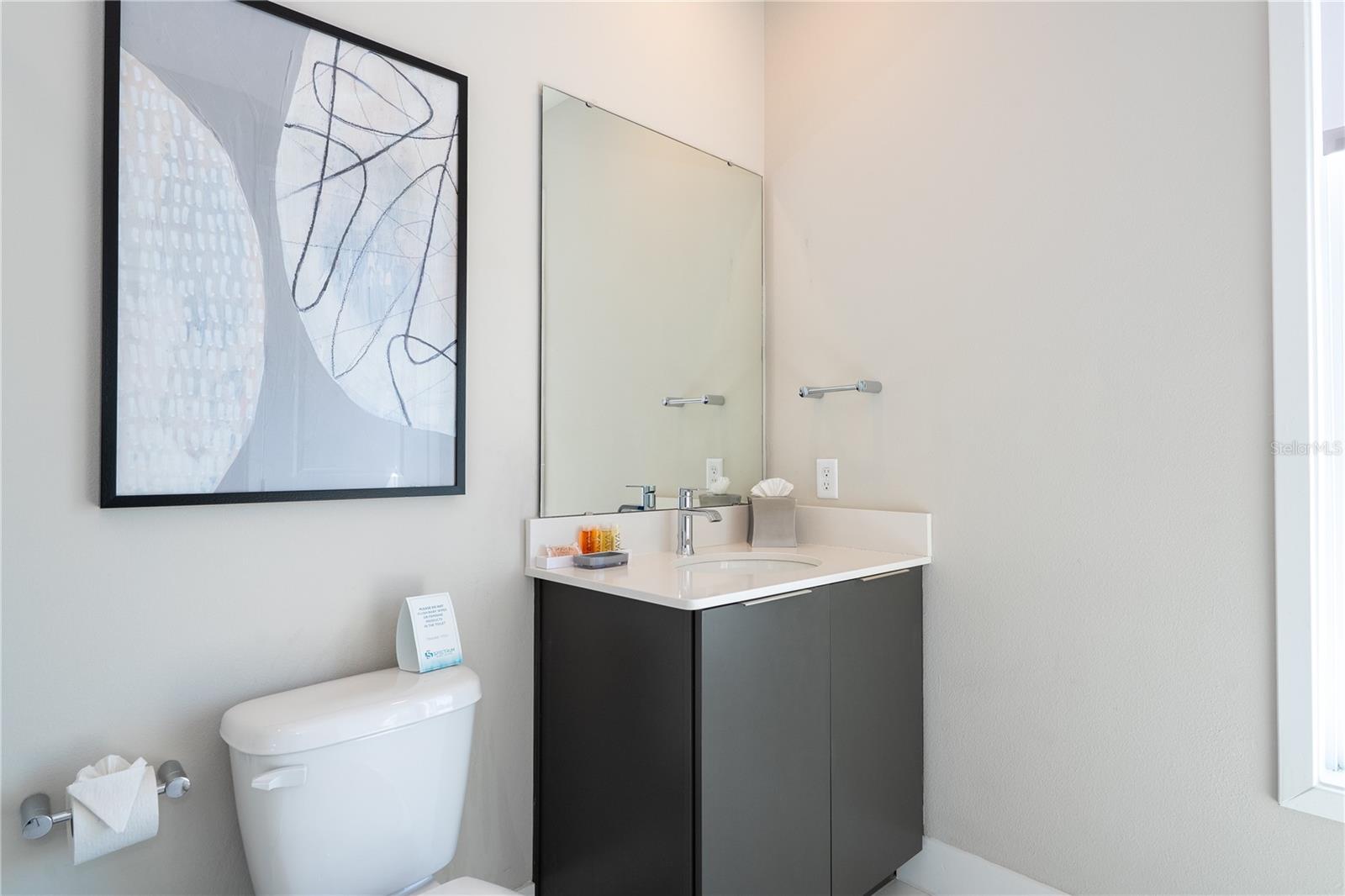 SPECTRUM AT REUNION CONDO PH 13 - Residential Lease
