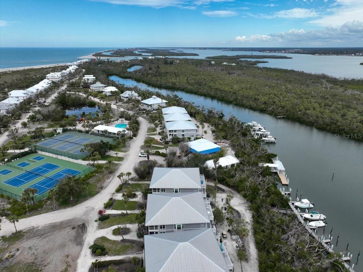PALM ISLAND BAY VILLAS - Residential