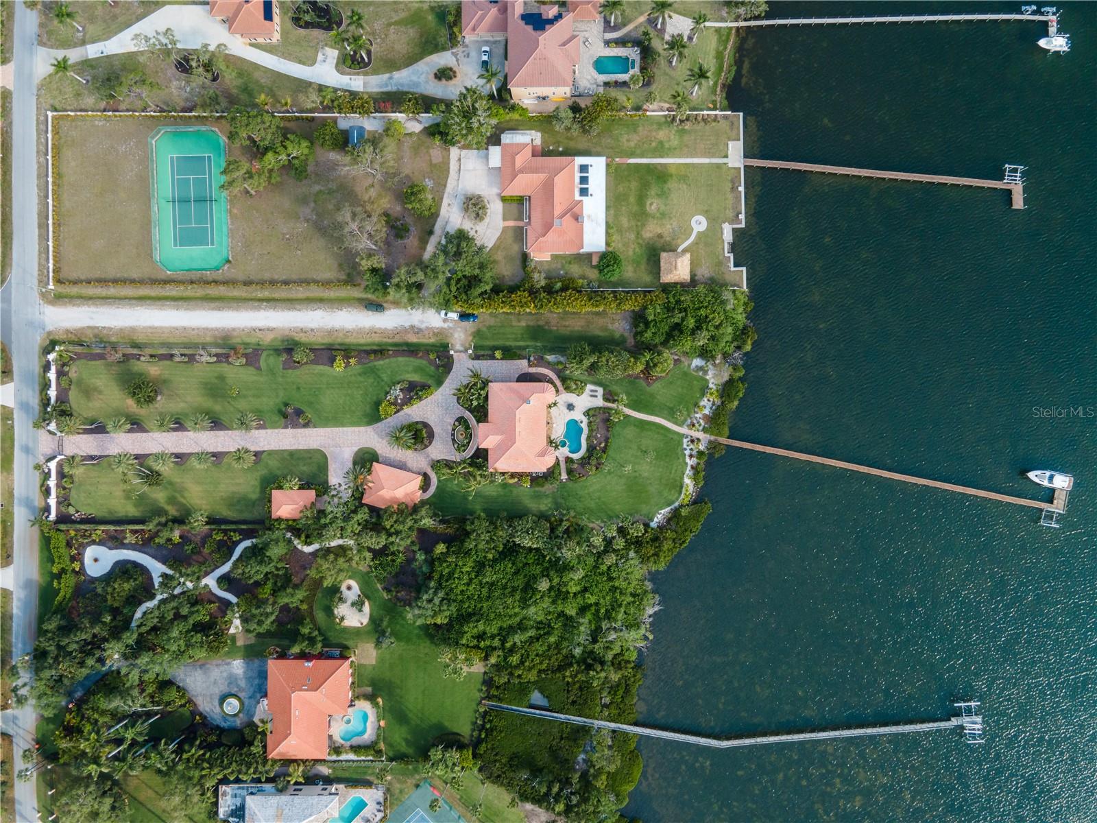 ENGLEWOOD GARDENS - Residential