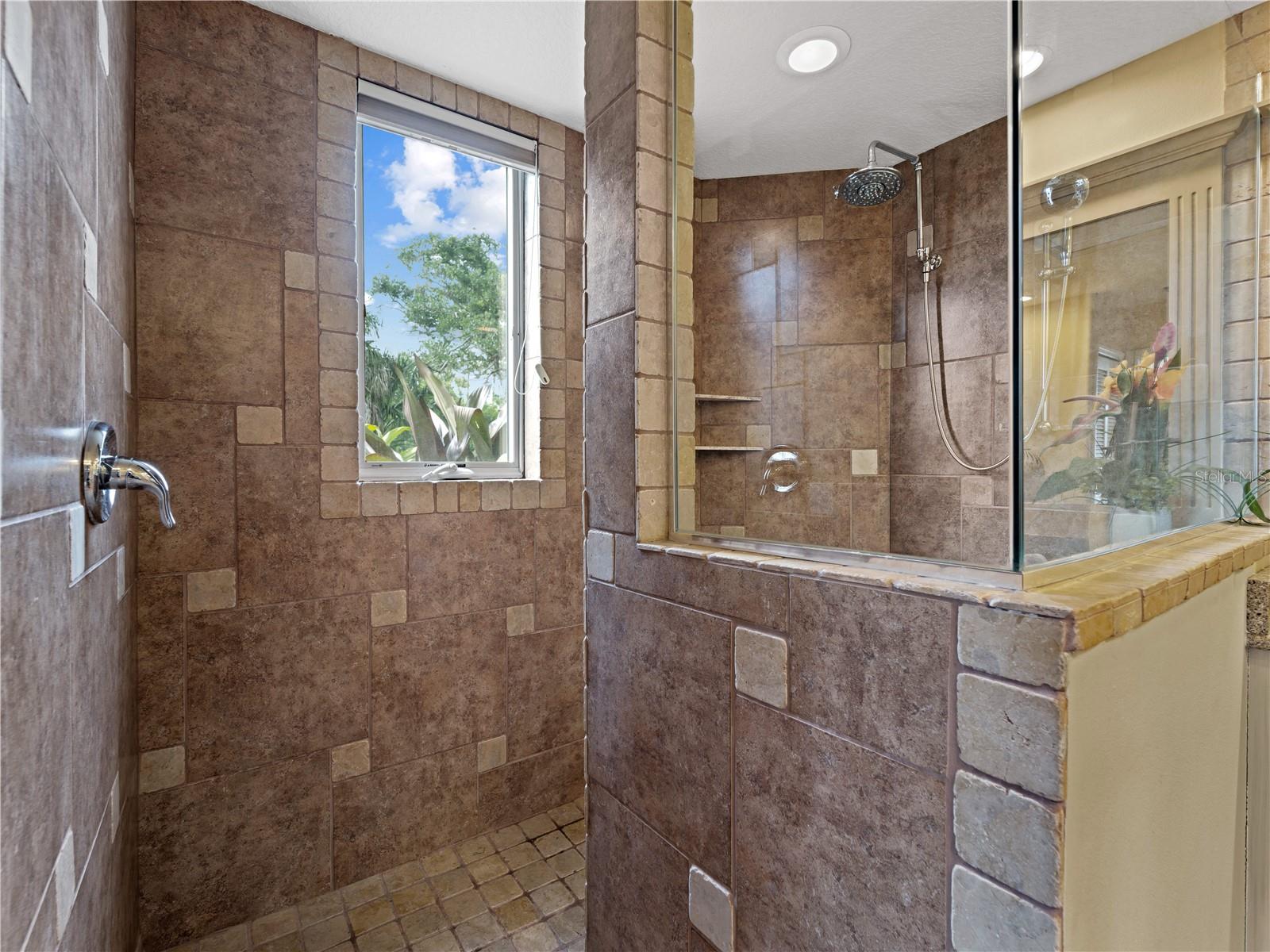 ENGLEWOOD GARDENS - Residential