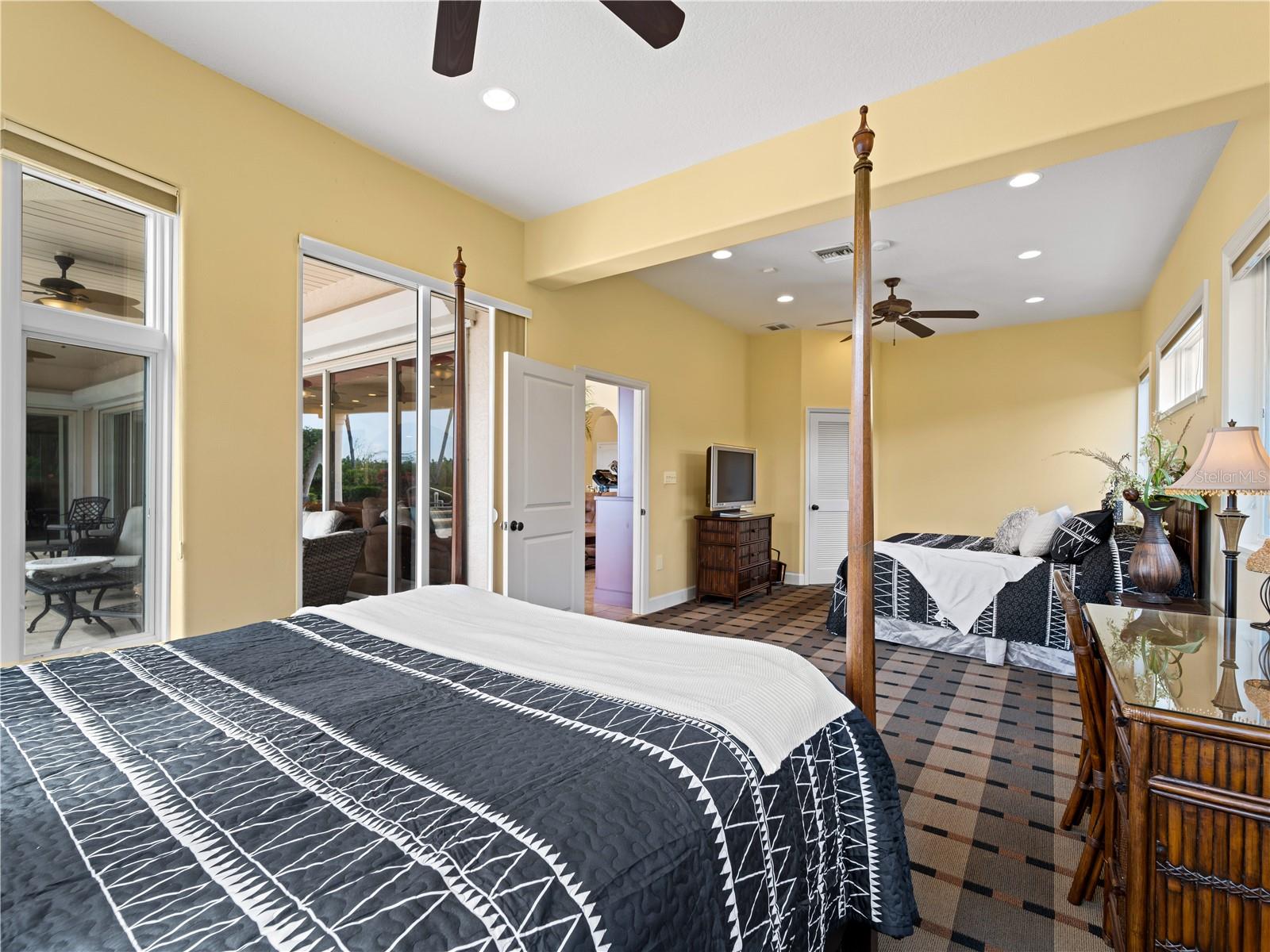 ENGLEWOOD GARDENS - Residential