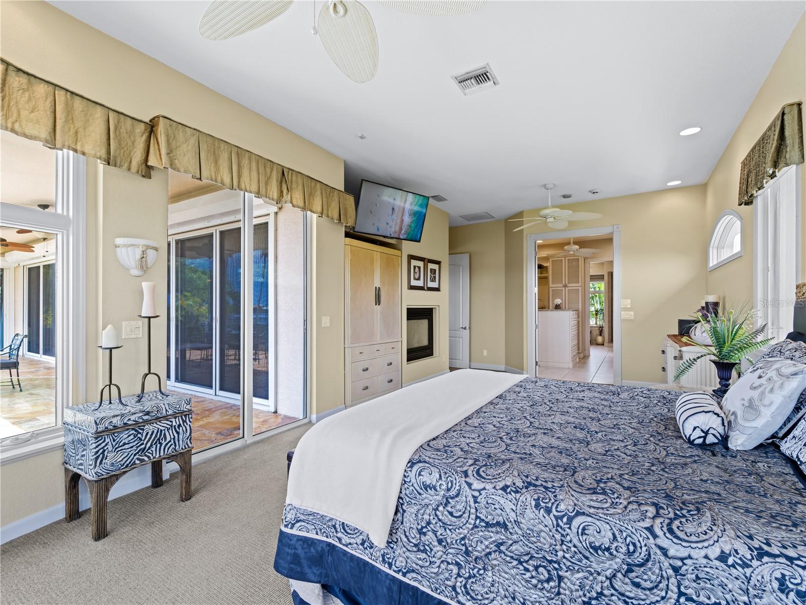 ENGLEWOOD GARDENS - Residential