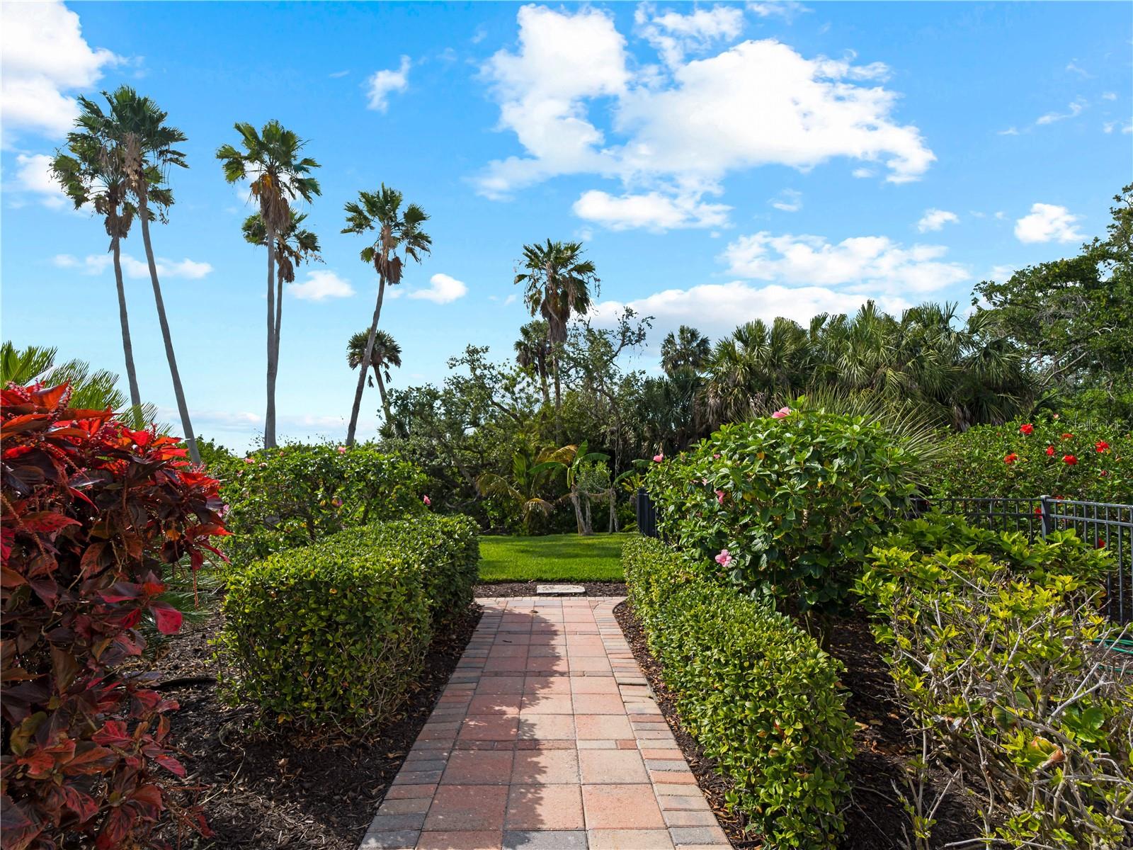 ENGLEWOOD GARDENS - Residential