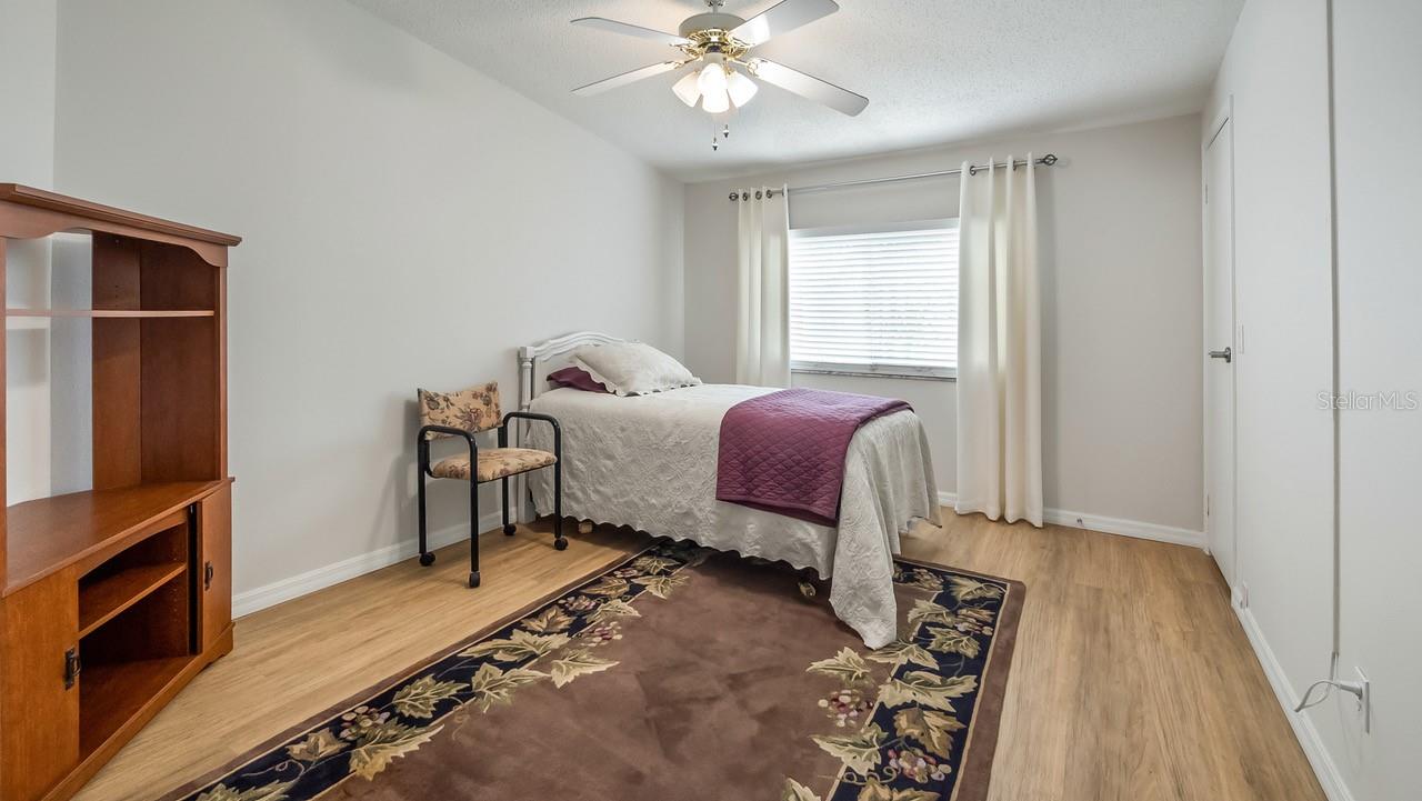 TAVARES FOX RUN MOBILE HOME - Residential