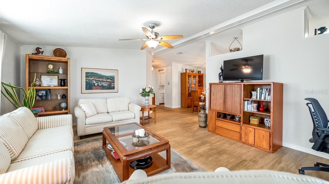 TAVARES FOX RUN MOBILE HOME - Residential