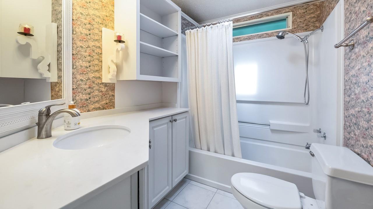 TAVARES FOX RUN MOBILE HOME - Residential