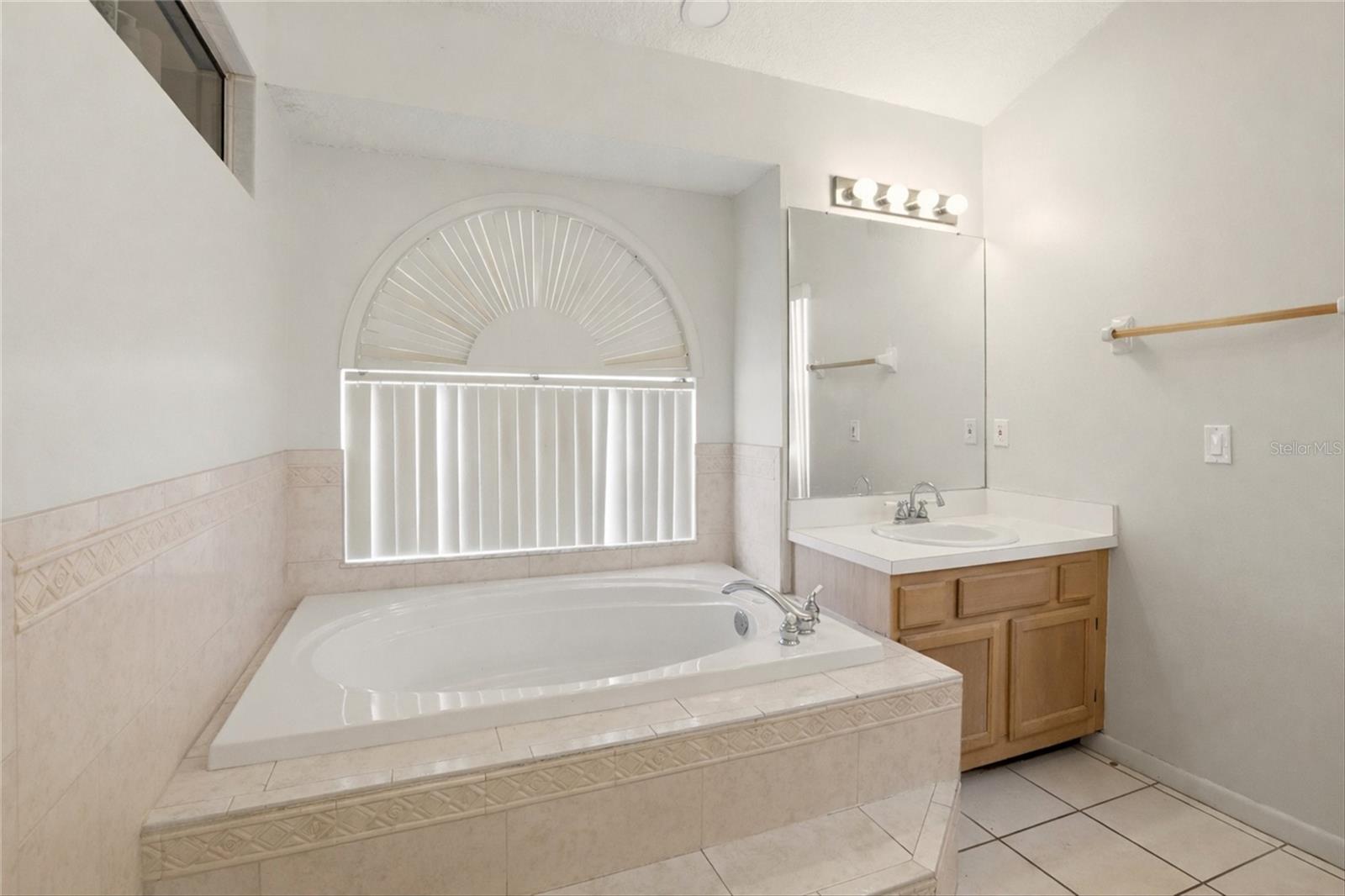 ASHLEY OAKS UNIT 1 - Residential