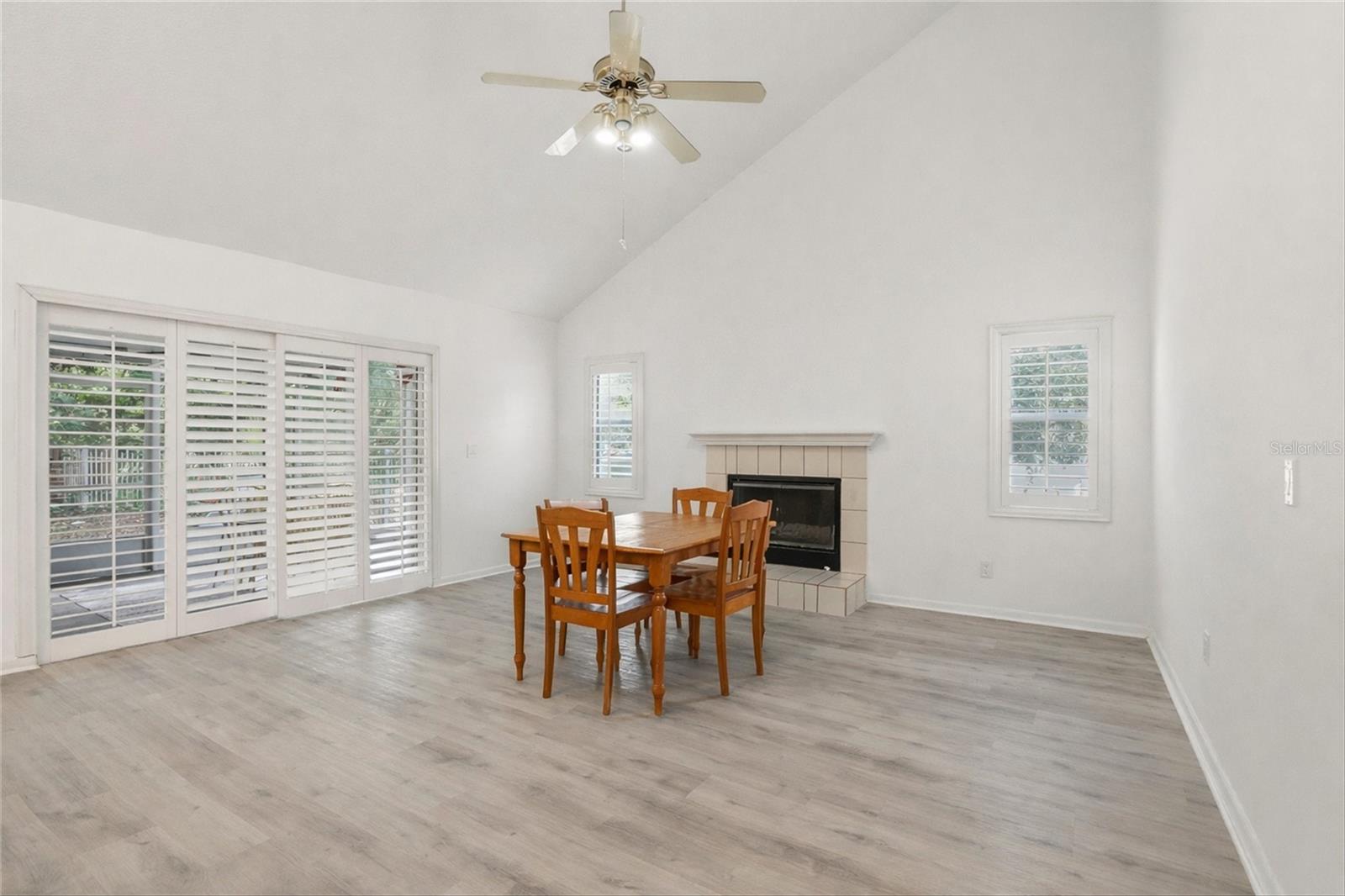 ASHLEY OAKS UNIT 1 - Residential