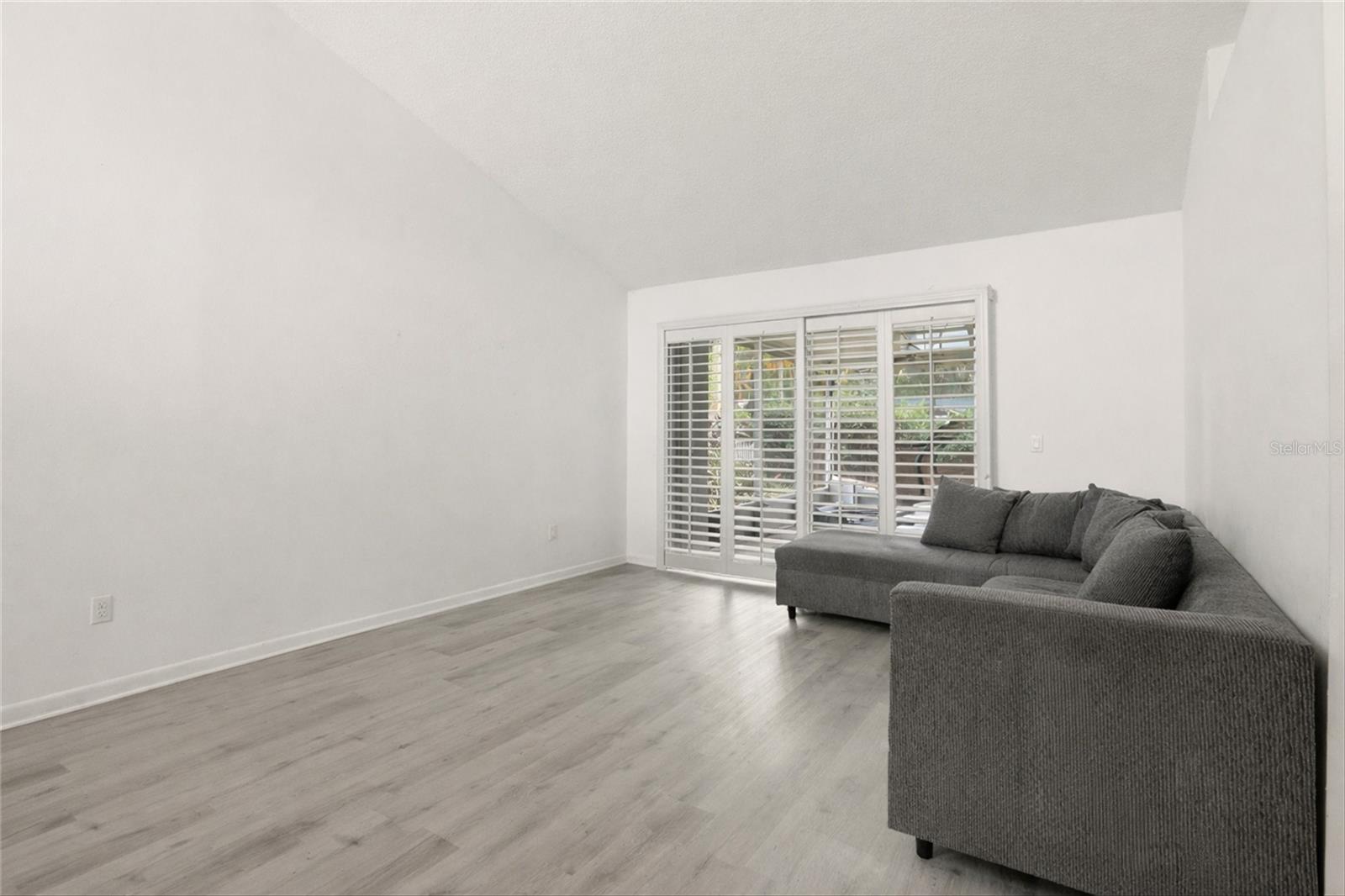 ASHLEY OAKS UNIT 1 - Residential