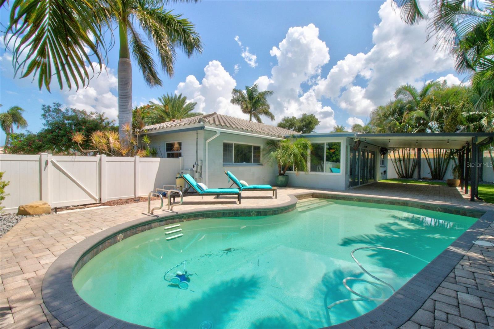 SOUTH CSWY ISLE YACHT CLUB 5TH ADD - Residential