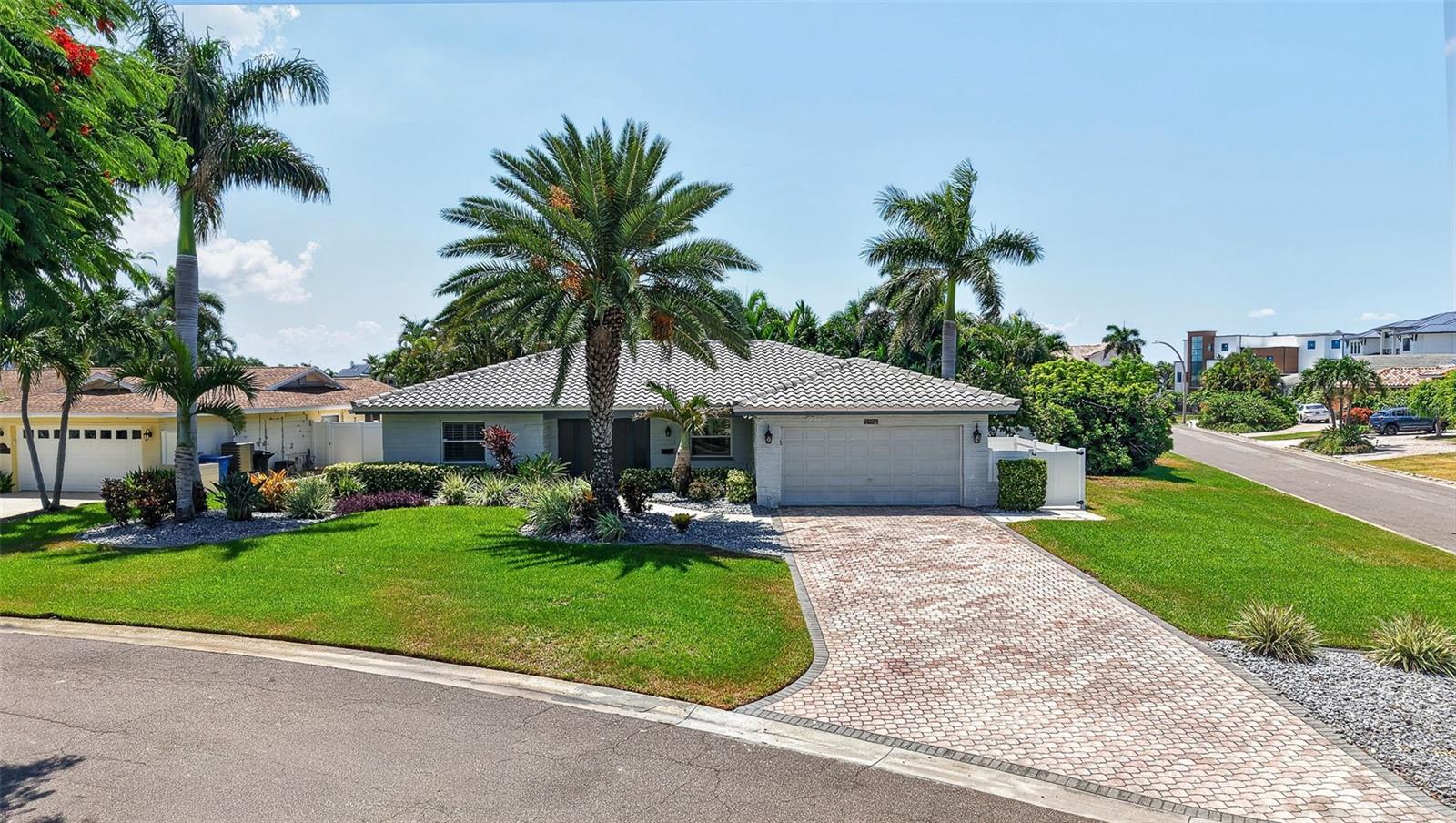 SOUTH CSWY ISLE YACHT CLUB 5TH ADD - Residential