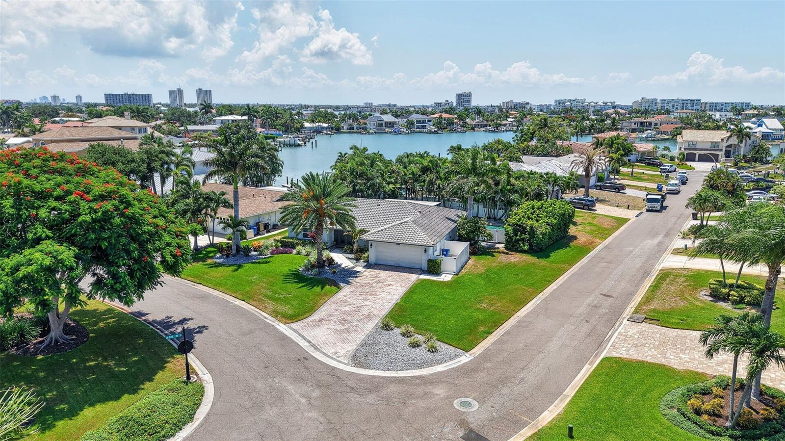 SOUTH CSWY ISLE YACHT CLUB 5TH ADD - Residential