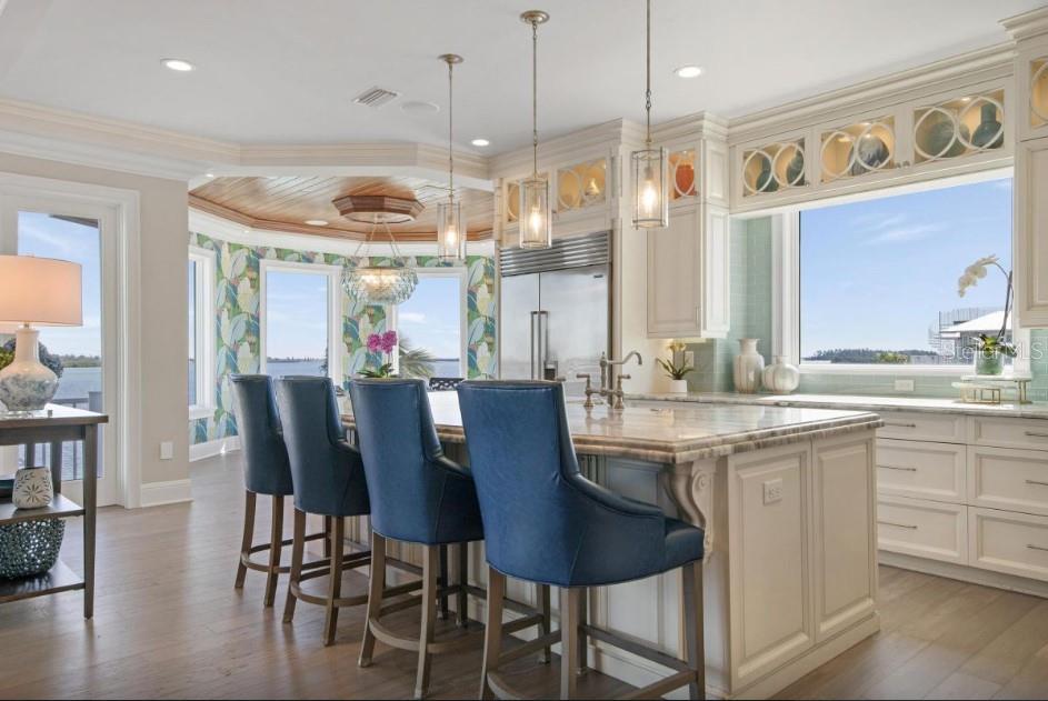 CORTEZ BEACH - Residential