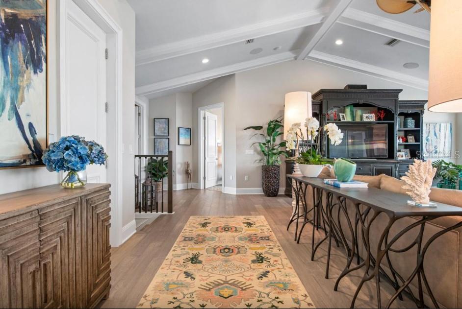 CORTEZ BEACH - Residential