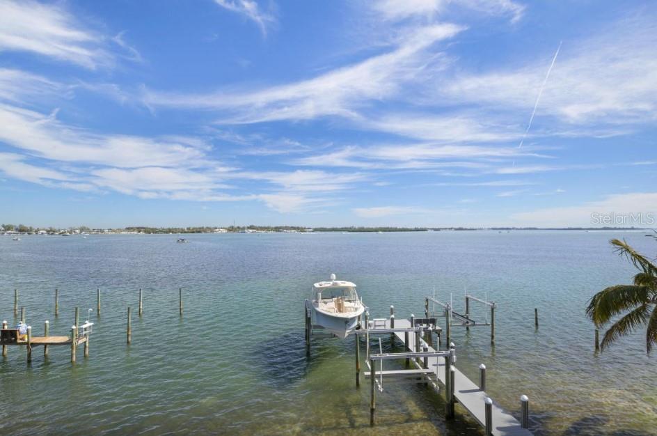CORTEZ BEACH - Residential