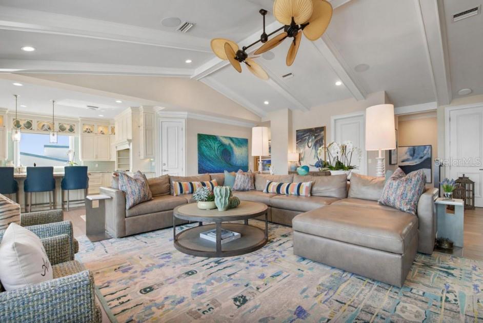 CORTEZ BEACH - Residential