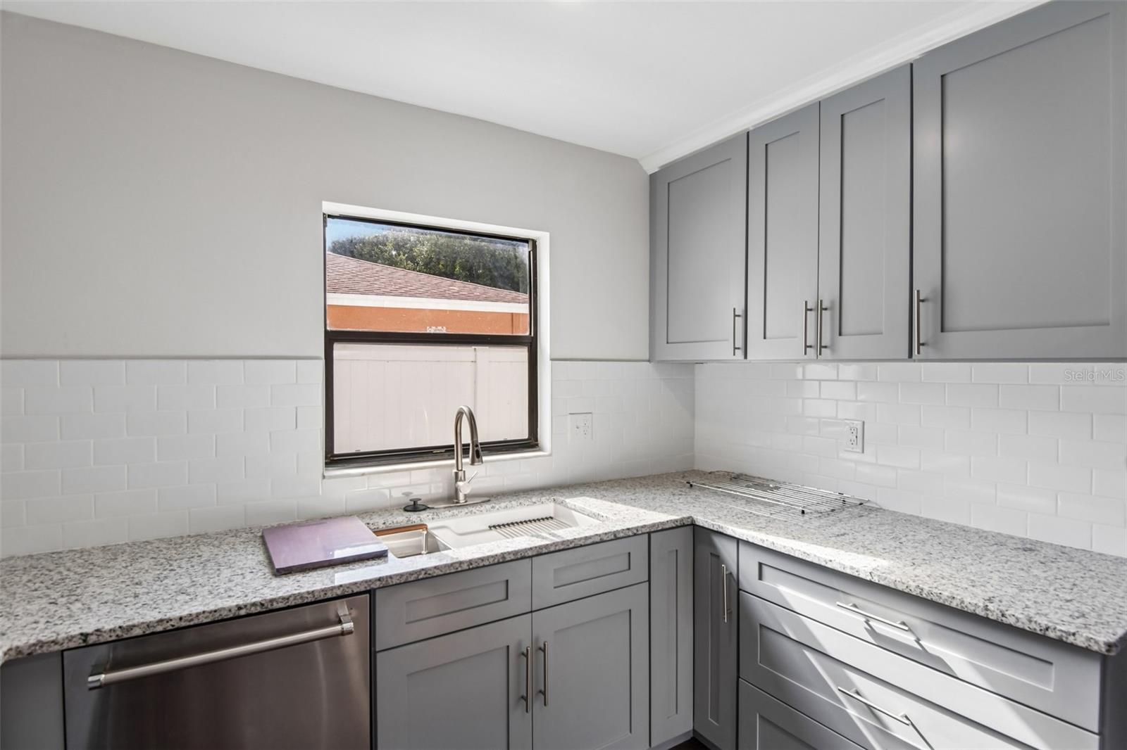 TAMPA DOWNS HEIGHTS - Residential
