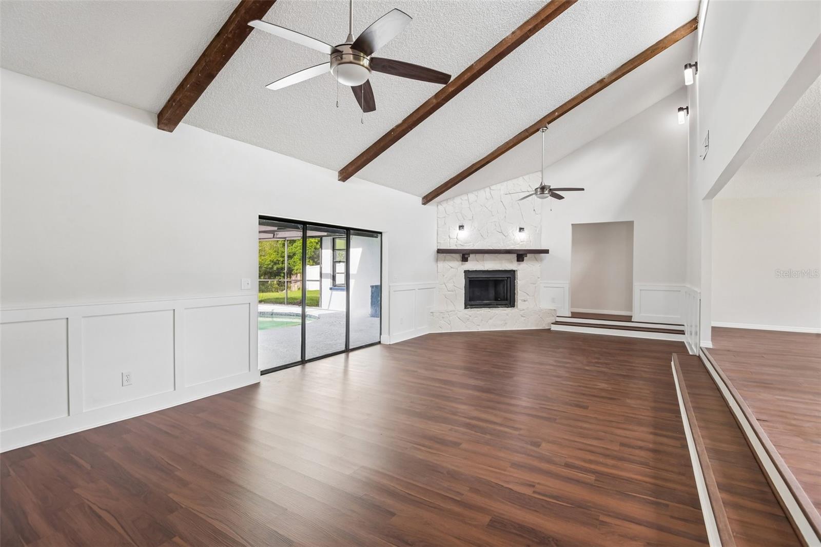 TAMPA DOWNS HEIGHTS - Residential