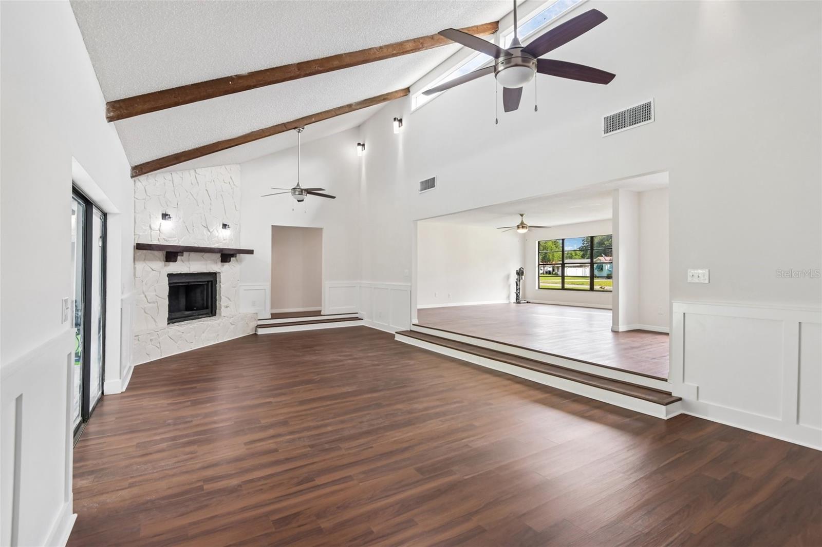 TAMPA DOWNS HEIGHTS - Residential