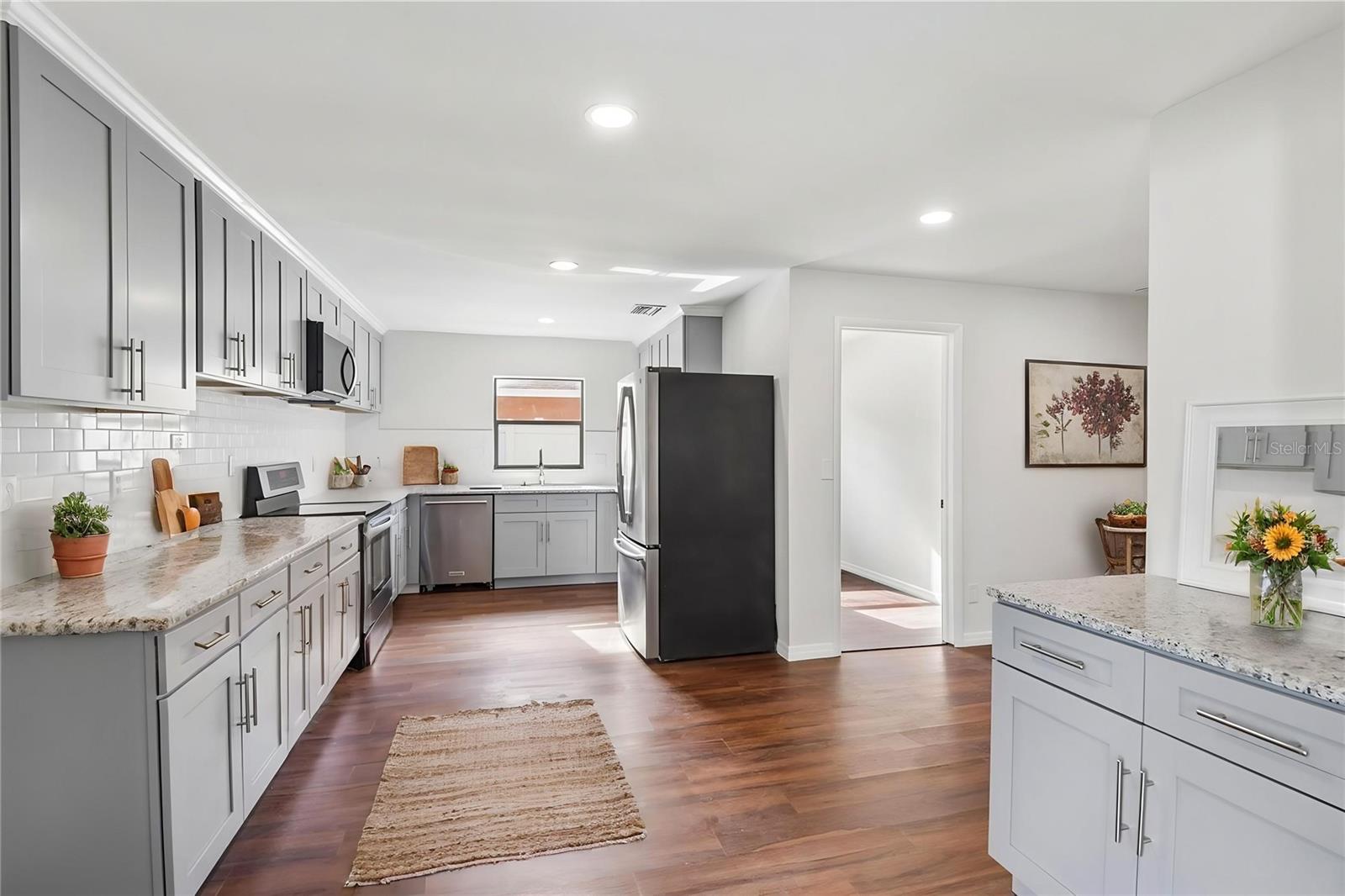 TAMPA DOWNS HEIGHTS - Residential