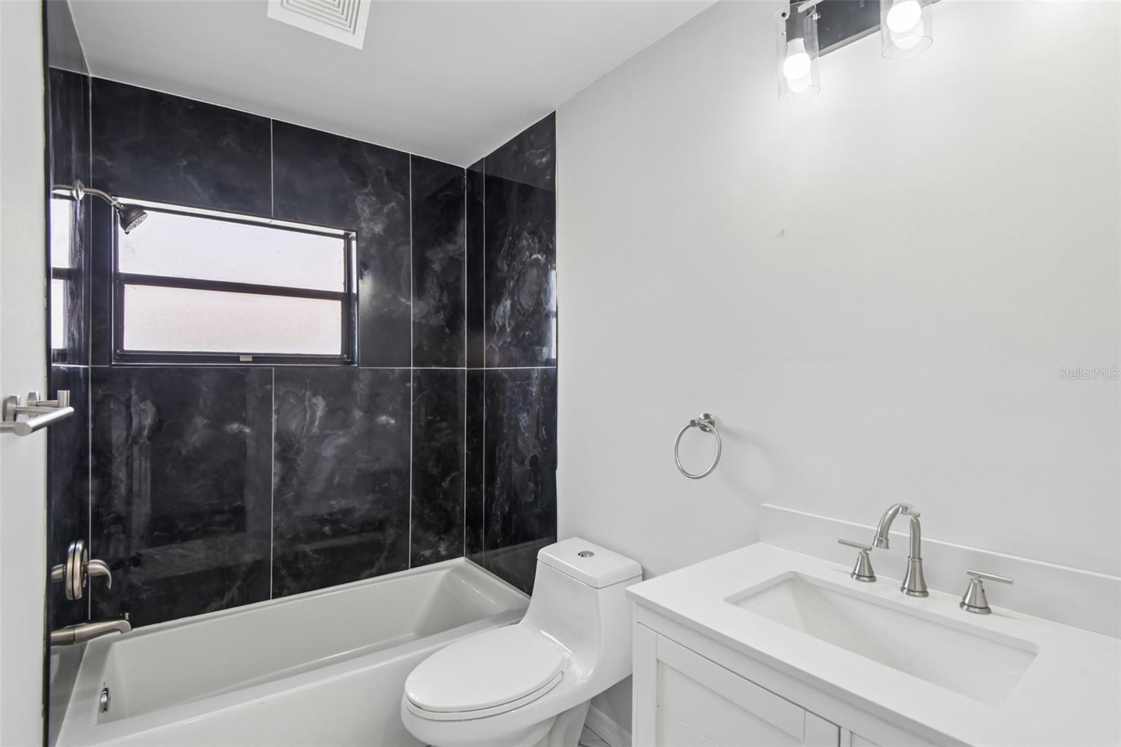TAMPA DOWNS HEIGHTS - Residential