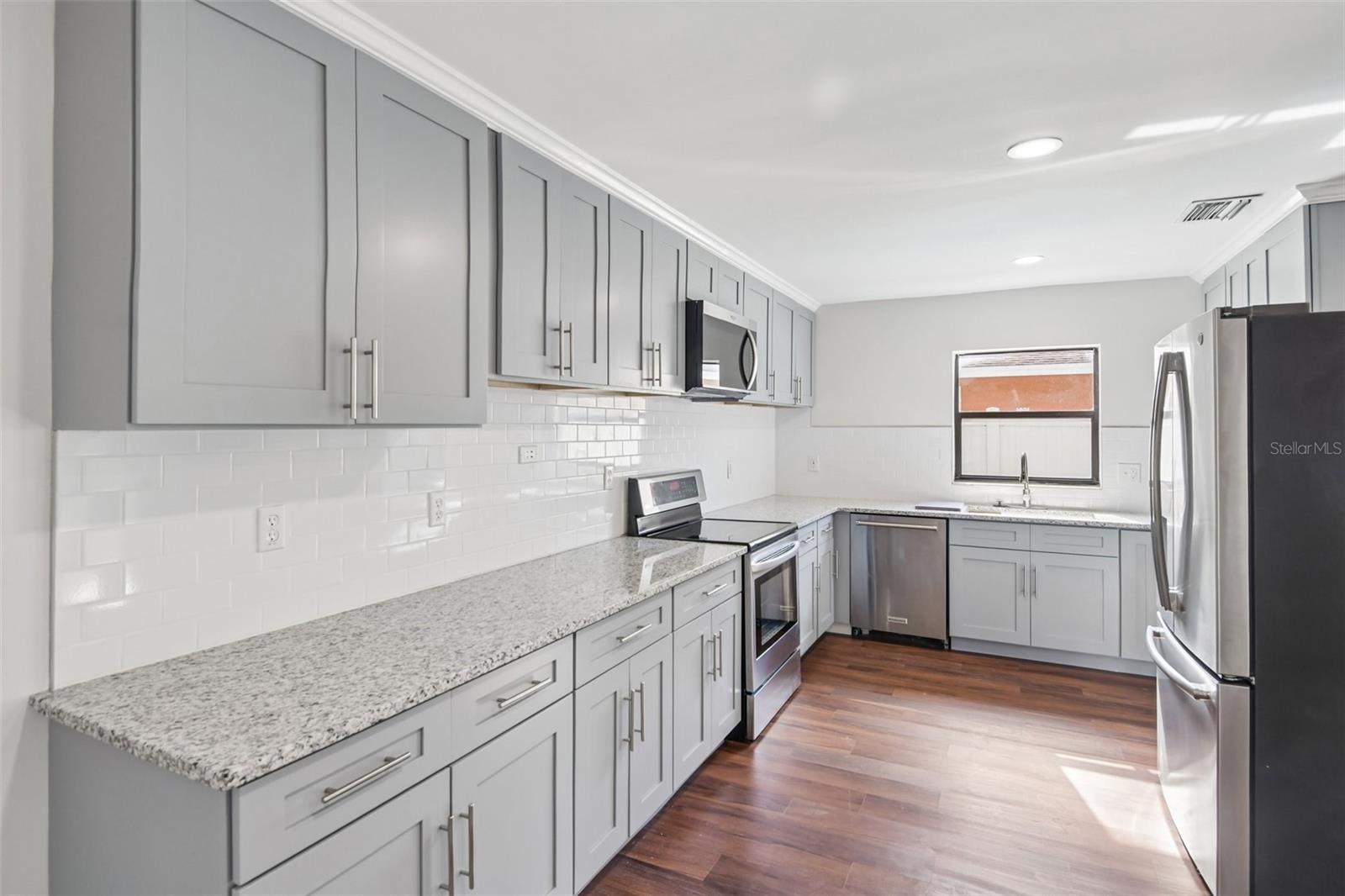 TAMPA DOWNS HEIGHTS - Residential