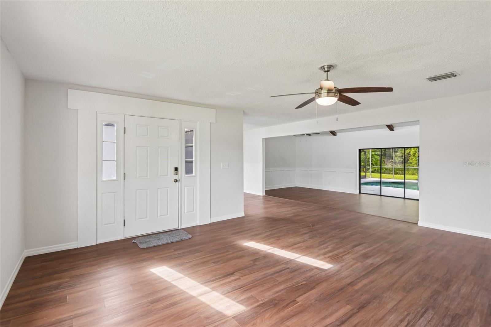 TAMPA DOWNS HEIGHTS - Residential