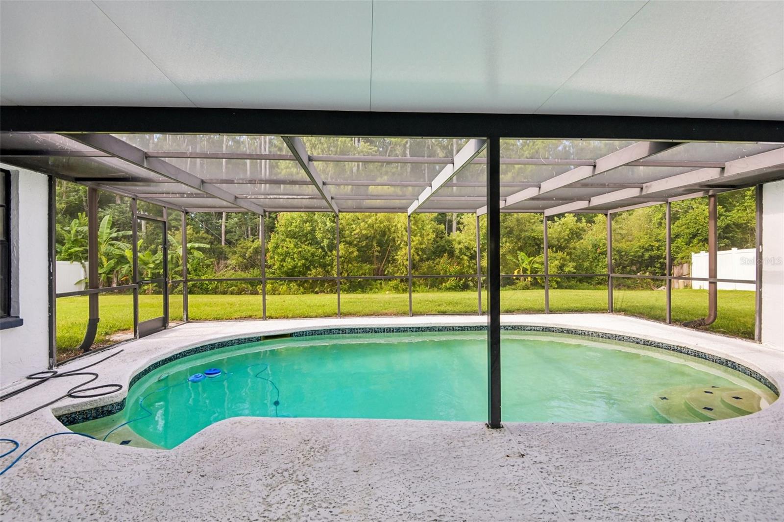 TAMPA DOWNS HEIGHTS - Residential
