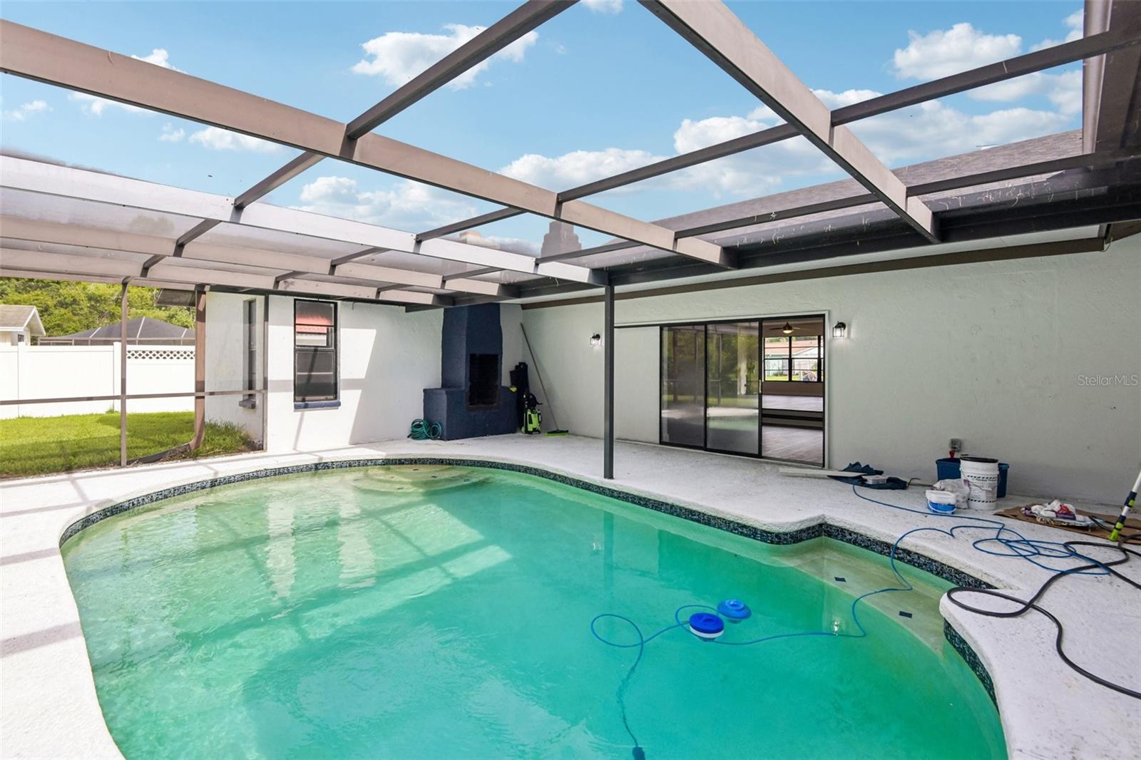 TAMPA DOWNS HEIGHTS - Residential