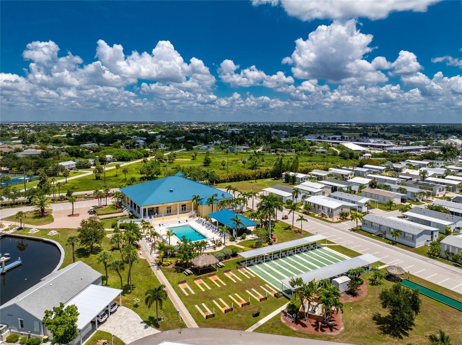 WINDMILL VILLAGE - Residential