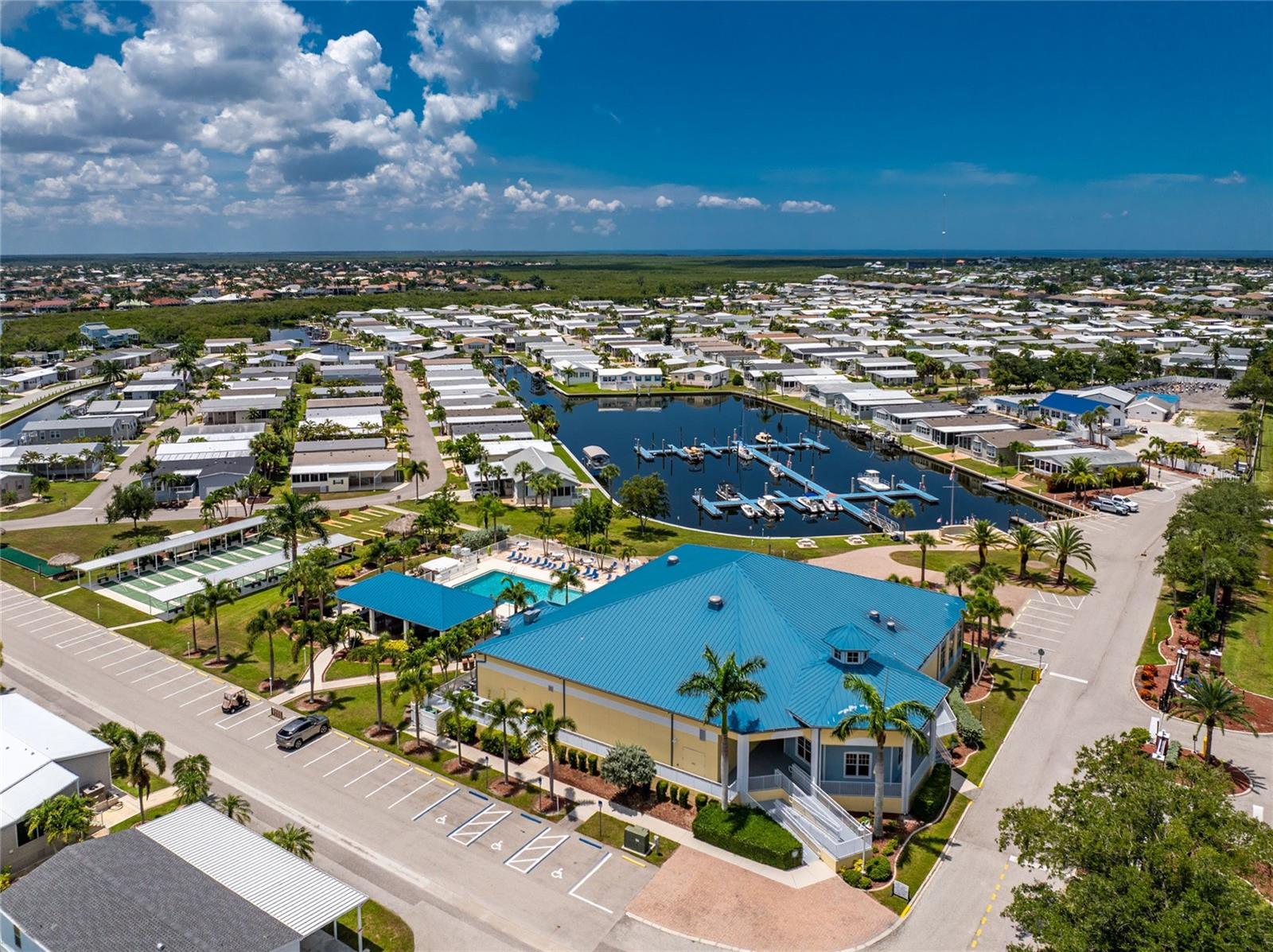 WINDMILL VILLAGE - Residential